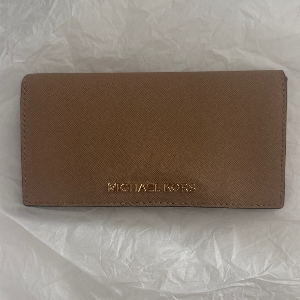 Michael Kors Tan Leather Wallet Saffiano Leather